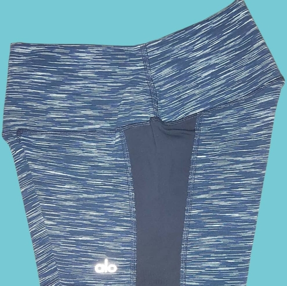 ALO Yoga ELE / ATE SHORT Color RICH NAVY Space dy - Picture 3 of 12
